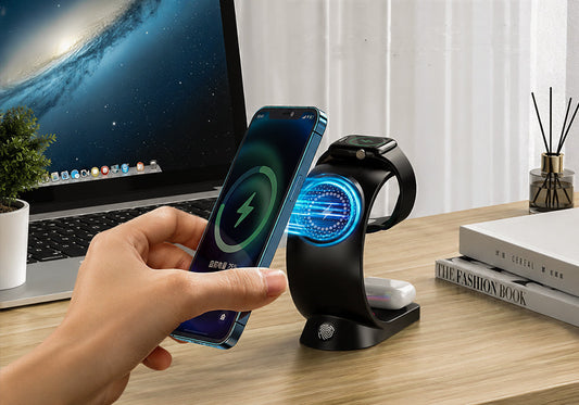 Charge 4-in-1 Magnetic Hub